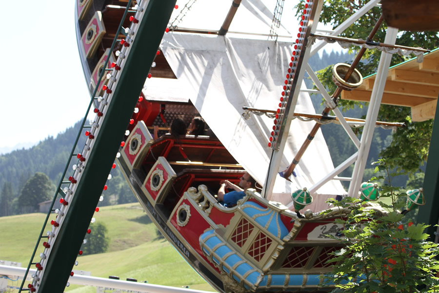 familienland-pillerseetal-piratenschiff.jpg