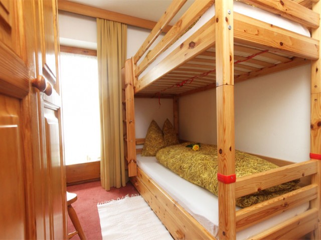 Ferienhaus & Ferienwohnungen Joel